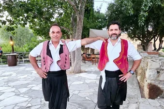Cypryjski Folklor na farmie osiołków